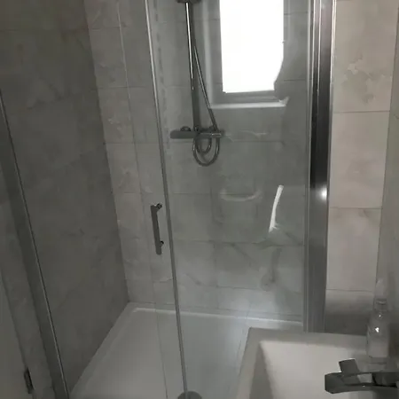 בית הארחה 1 Luxurious In Family *