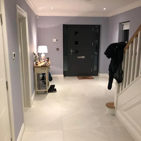 1 Luxurious In Family Πανσιόν