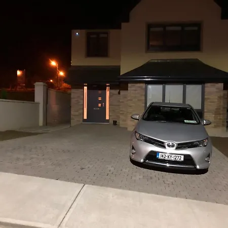 Πανσιόν 1 Luxurious In Family *