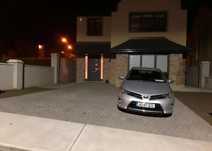 Πανσιόν 1 Luxurious In Family *